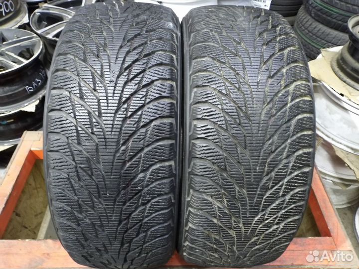 Nokian Tyres Hakkapeliitta R2 215/55 R16