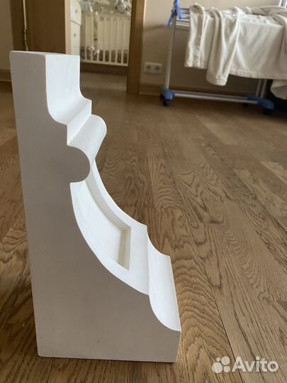 Полка навесная (декоративная консоль)