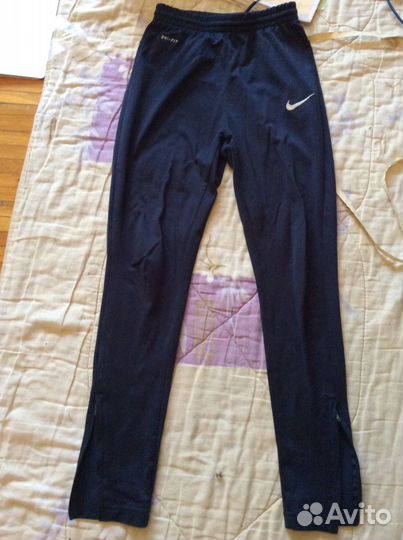 Брюки спортивные nike S 128-137 см