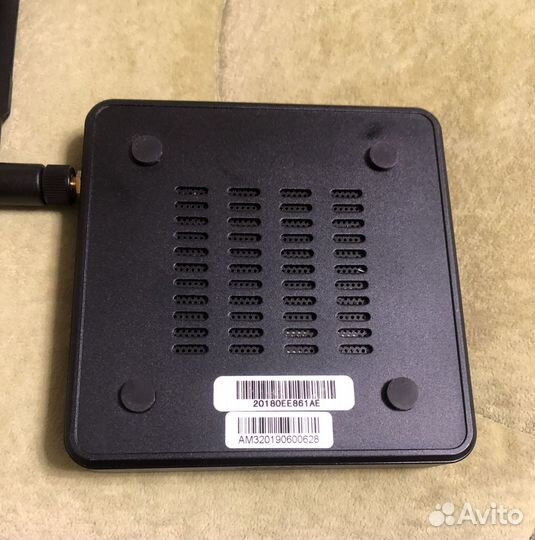 SMART tv приставка Ugoos AM3