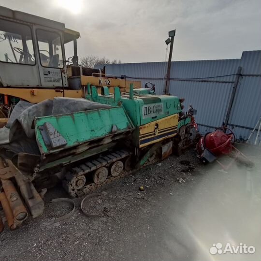 Асфальтобетоноукладчик Hanta F31C, 2002
