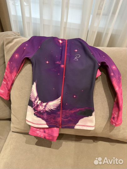 Тренировочный костюм и защита на фигурное катание