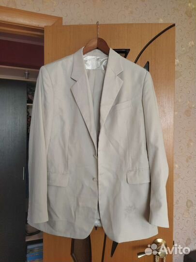 Отдам костюм