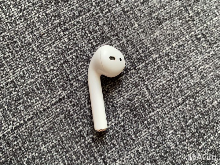 Наушник airpods левый