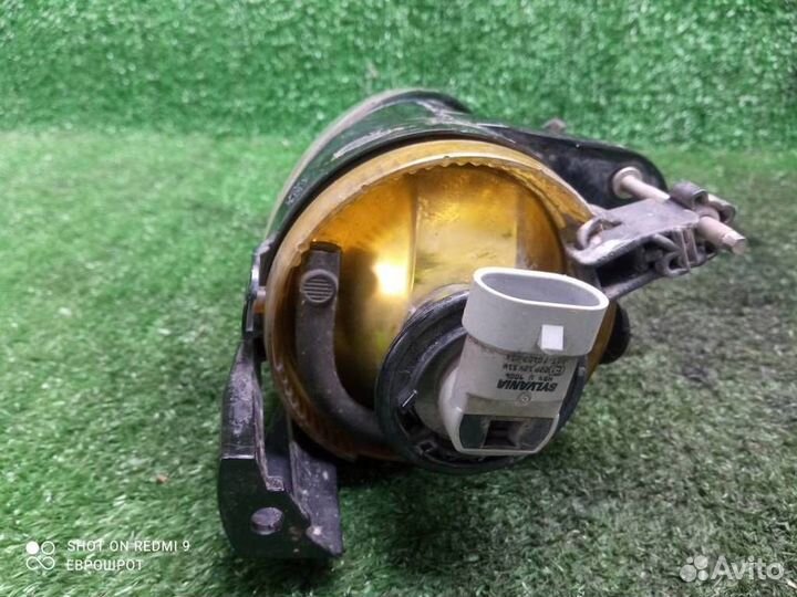 Фара противотуманная правая Volkswagen Passat (B6