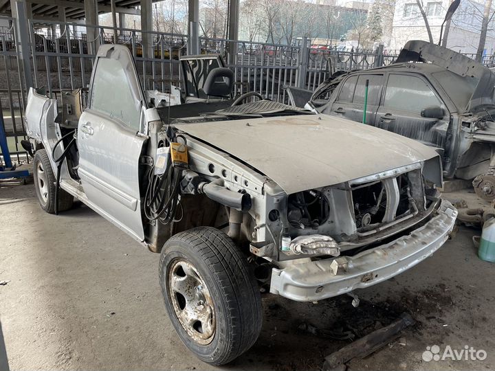 Запчасти на Suzuki grand vitara