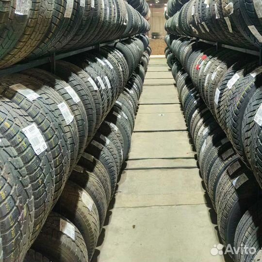 Goodyear UltraGrip Ice 2 225/45 R17 94T