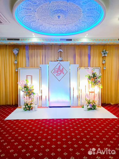 Свадебный декор президиум, фото зона