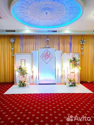 Свадебный декор президиум, фото зона