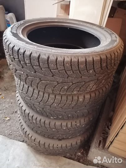 Hankook AH11 215/60 R17