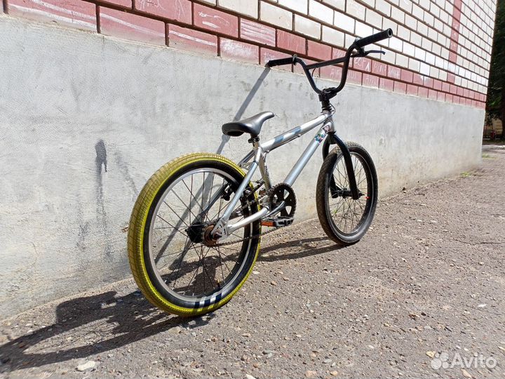 Трюковой велосипед BMX бу