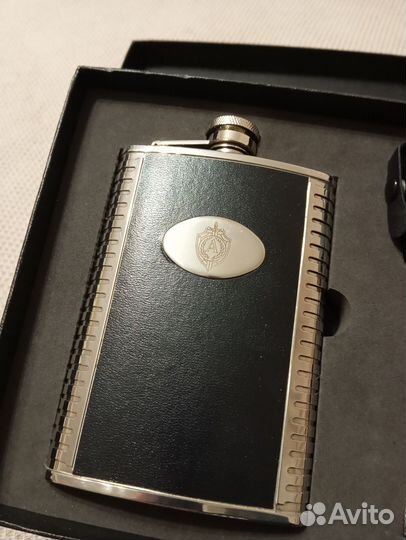 Набор подарочный новый фляга стопки портсигар