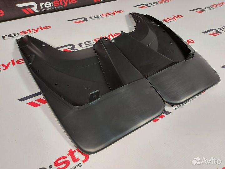 Брызговики Prado 150 13-17г Под губу