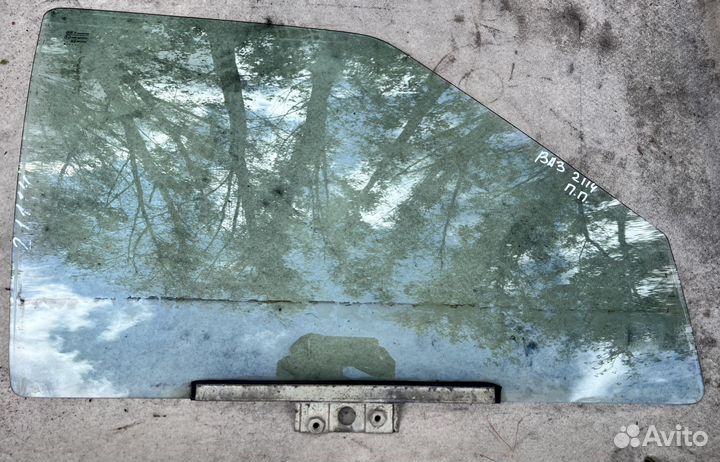 Стекло двери переднее правое Ваз 2114