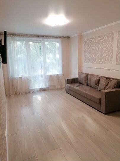 2-к. квартира, 50 м², 2/5 эт.