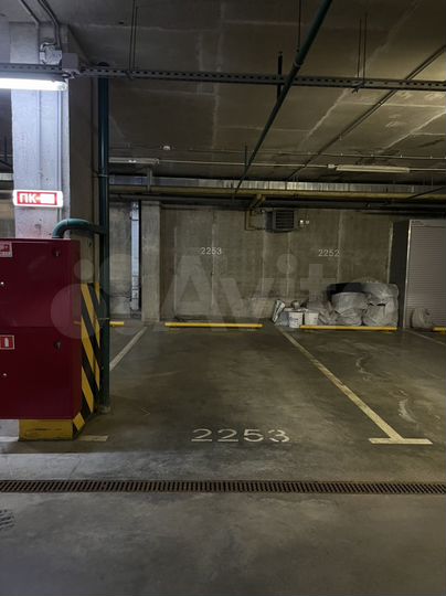 Машиноместо, 20 м²