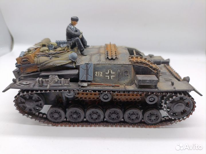 Модель штурмового орудия StuG lll в масштабе 1:35