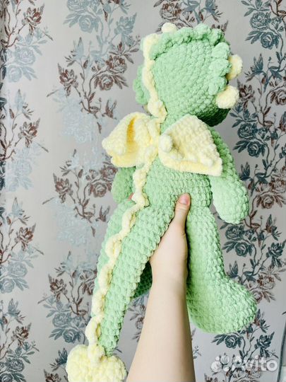 Дракоша игрушка вязаная