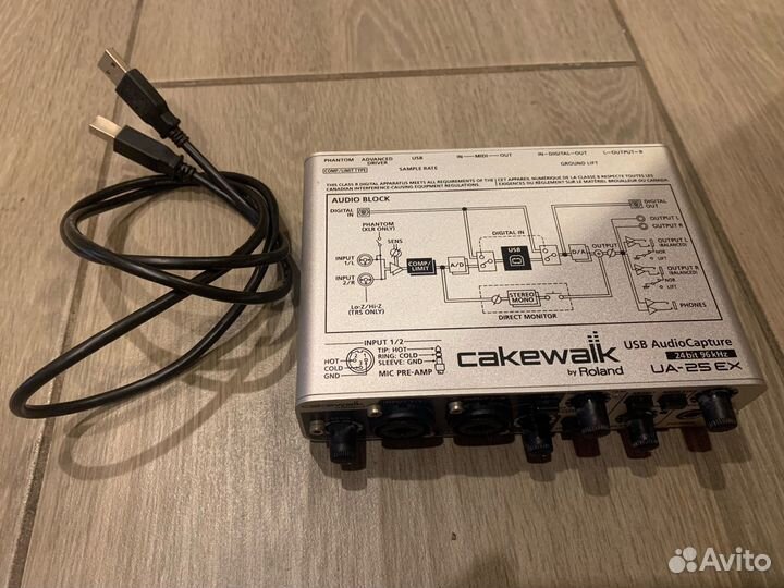 Внешняя аудиокарта Roland UA-25 EX