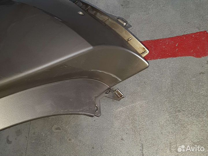 Бампер задний правая часть Renault Scenic 2009)