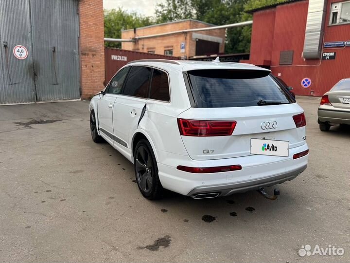 Audi Q7 3.0 AT, 2019, битый, 158 000 км