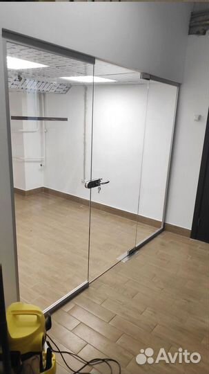 Стеклянная дверь с Вашим дизайном