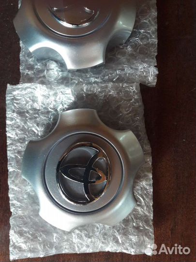 Колпаки на диски Toyota