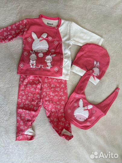 Детский комплект 56 размера на девочку