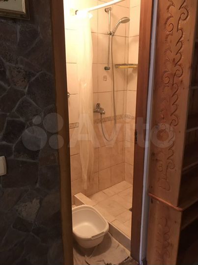 Комната 12 м² в 7-к., 1/2 эт.