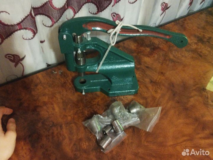 Пресс ручной для установки швейной фурнитуры