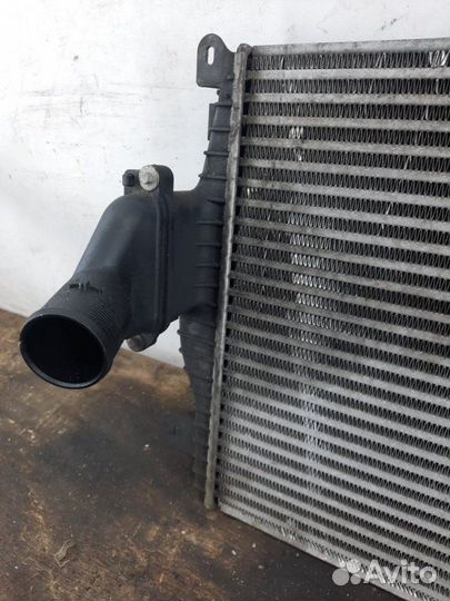 Интеркулер Jaguar Xf X250 седан 3.0 2010