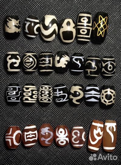 Шамбала с талисманом Дзи с красной нитью на заказ