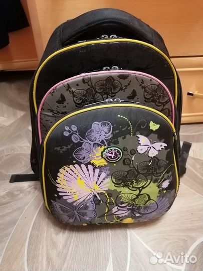 Рюкзак школьный