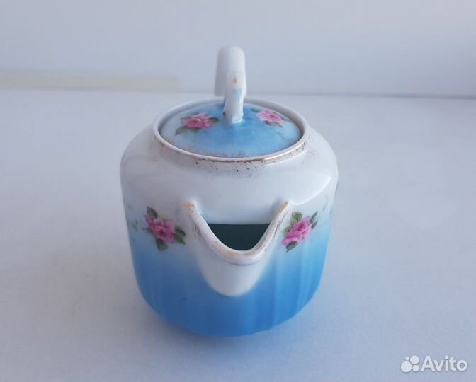 Молочник Фабрика Гарднер в Москве. Фарфор 19 век