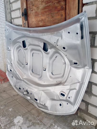 Капот Renault Duster 651000987R
