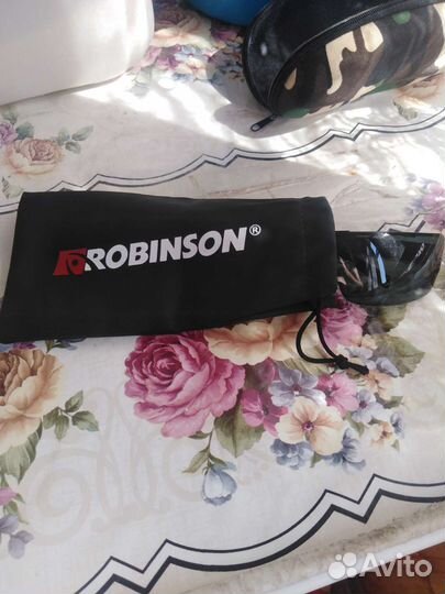 Солнцезащитные очки