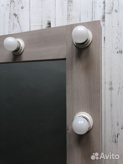 Зеркало с подсветкой