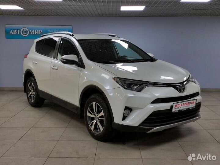 Toyota RAV4 2.2 AT, 2018, 63 350 км