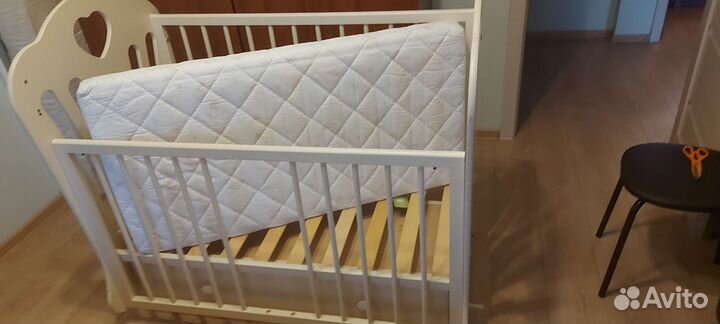 Кроватка детская