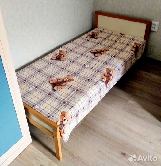 Кровать Икеа Сниглар и матрас, бортики, белье