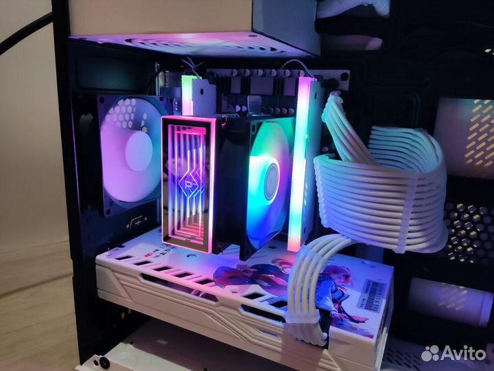 8 ядер 16 потоков 32 Гб оперативной nvme ssd 512