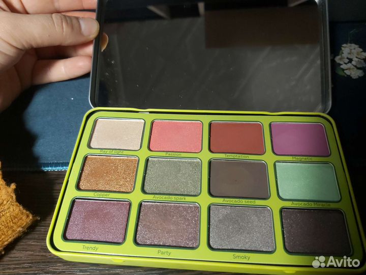 Палетка теней летуаль