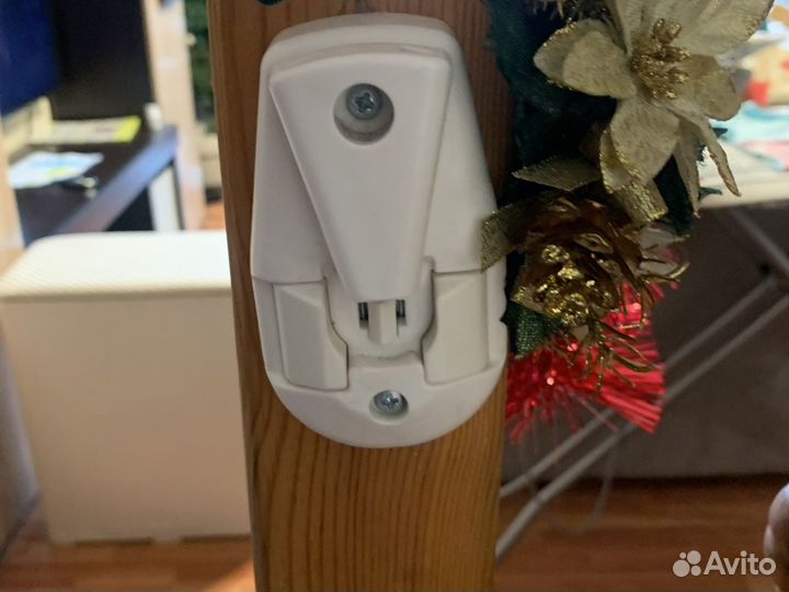 Ворота безопасности на лестницу