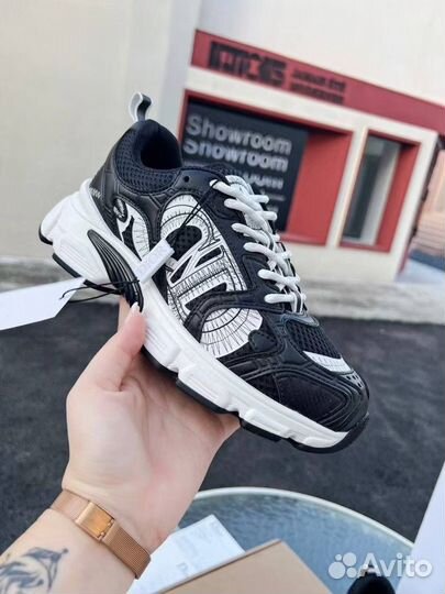 Кроссовки dior