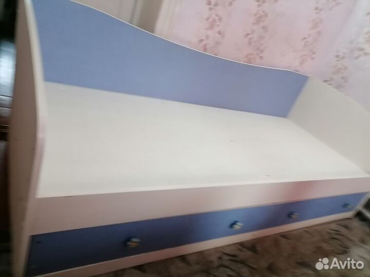 Детская кровать б/у
