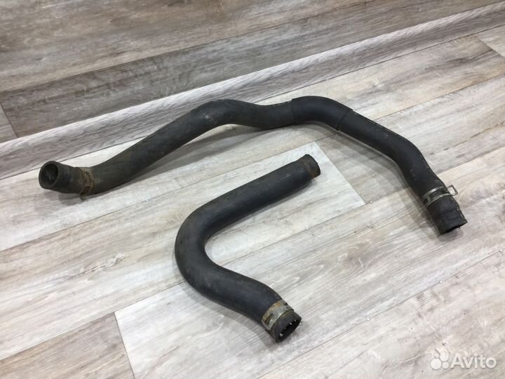 Патрубок охлаждения двигателя Pajero 3 4 / Паджеро