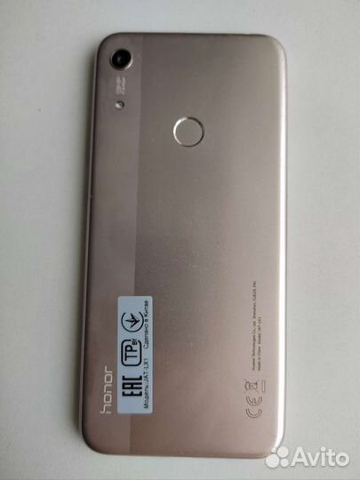Телефон Honor 8а