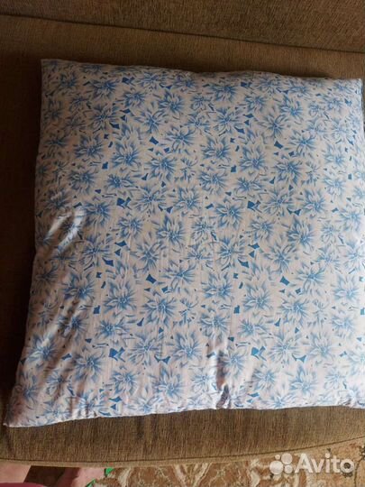 Подушка перьевая бу