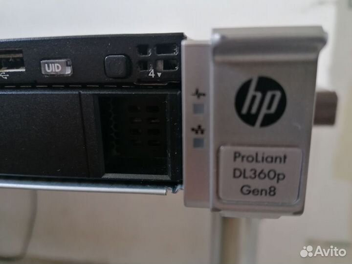 Сервер HP Proliant DL360p Gen8