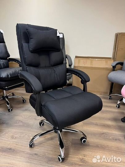Кресло компьютерное с массажем